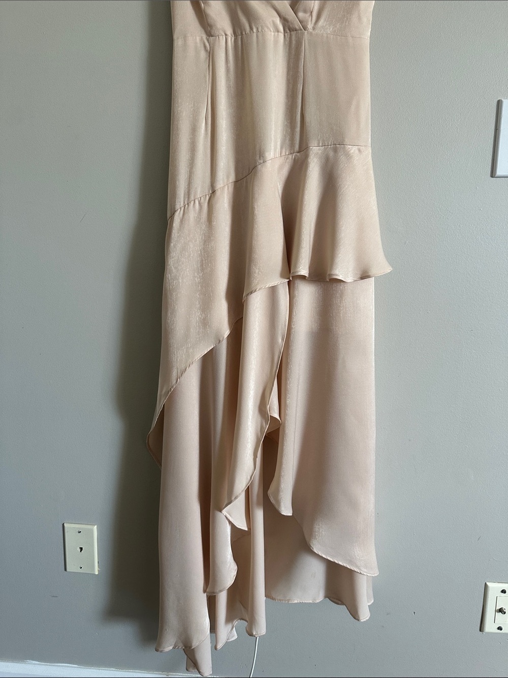 Champagne Ruffle High-Low Maxi Dress - Picture 7 of 8